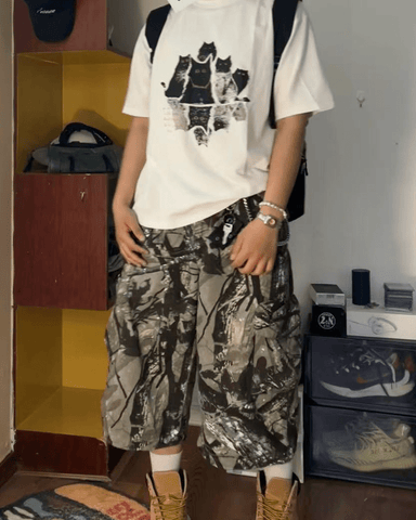 Camo Print Wide-Leg Cargo Shorts