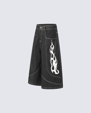 Flame Panel Seven-Length Denim Shorts