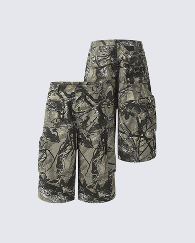 Camo Print Wide-Leg Cargo Shorts
