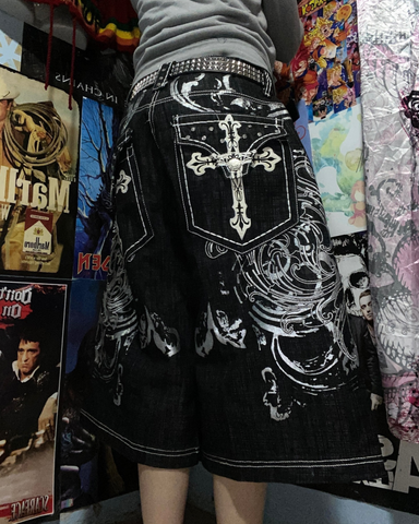 Retro Distressed Heavy-Duty Design Printed Shorts